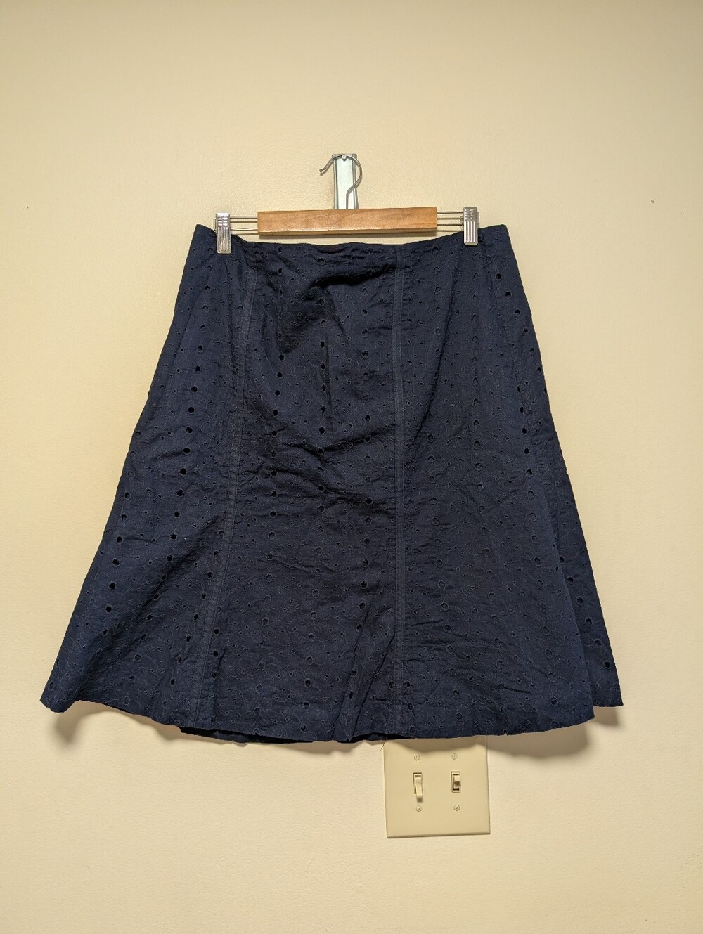 Worth Women’s Size 14 Navy Eyelet A-Line Midi Skirt Lined